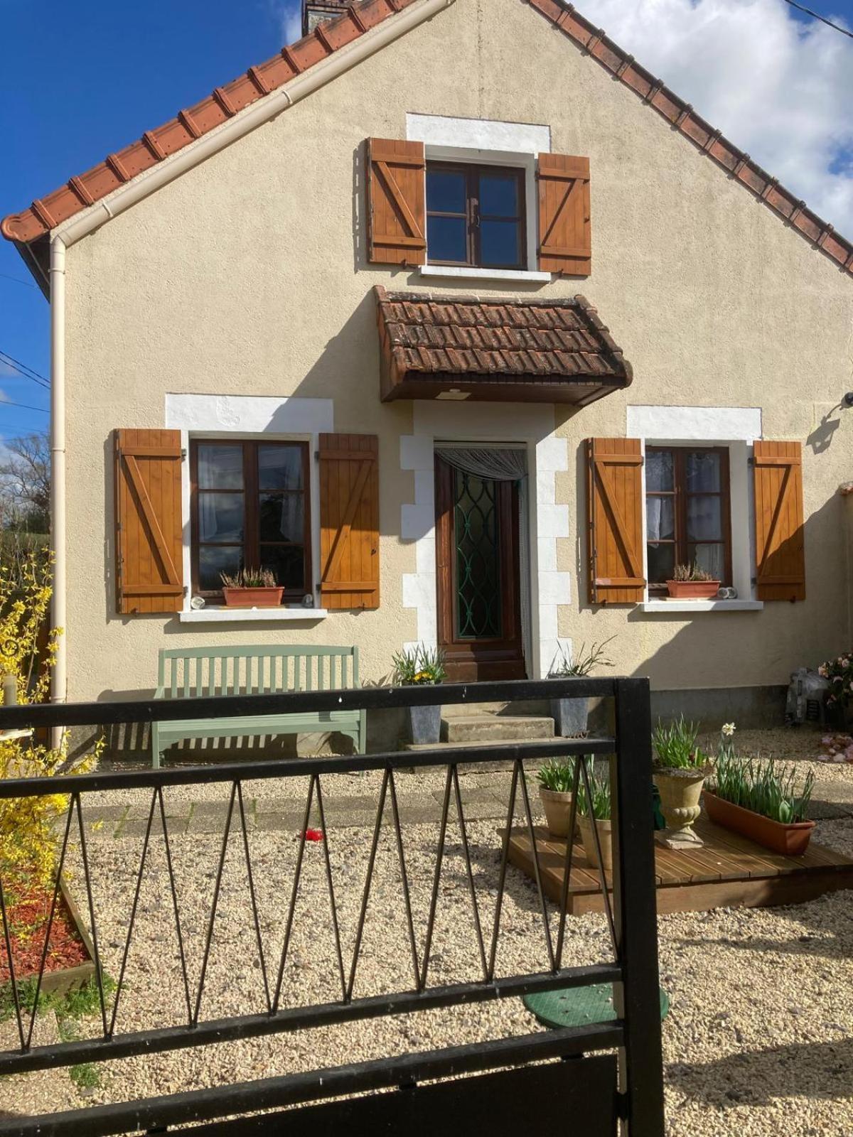 Chambres D' Hotes A Benaize Coulonges  Экстерьер фото